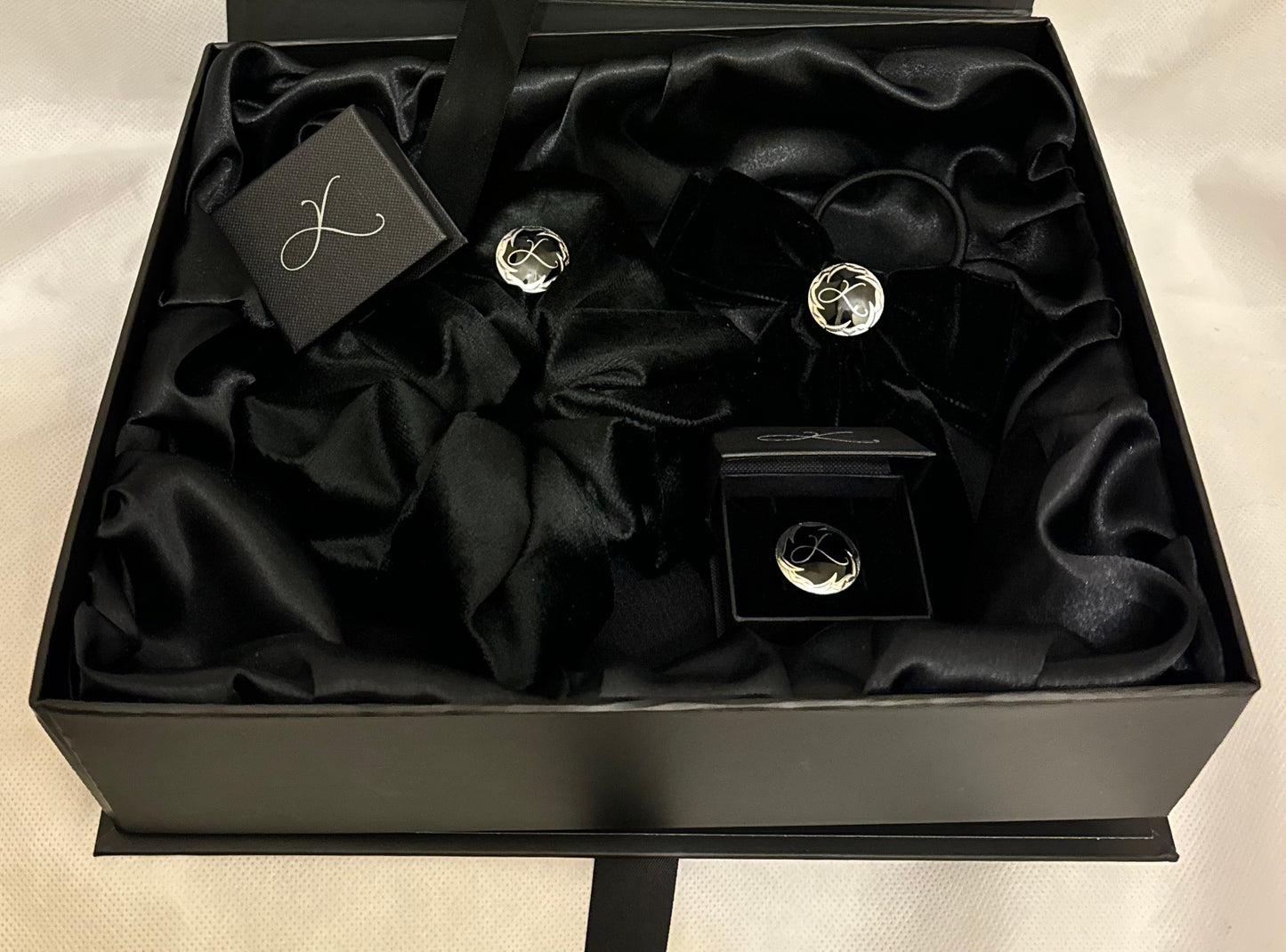 Deluxe Holiday Packaging